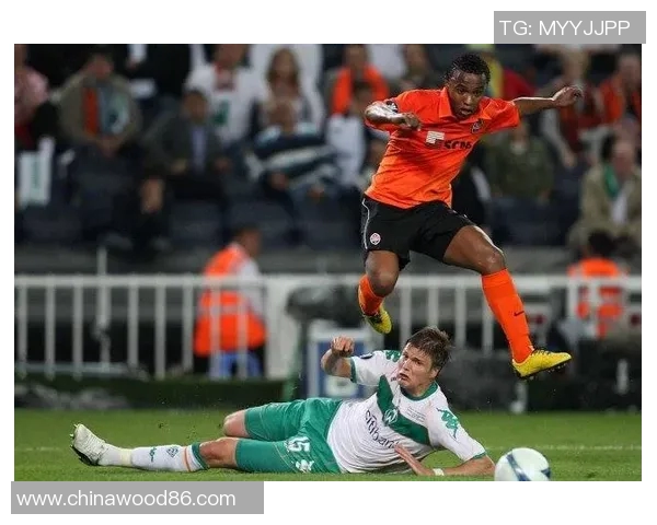 云达不莱梅客场逆袭沙尔克04主场失利！